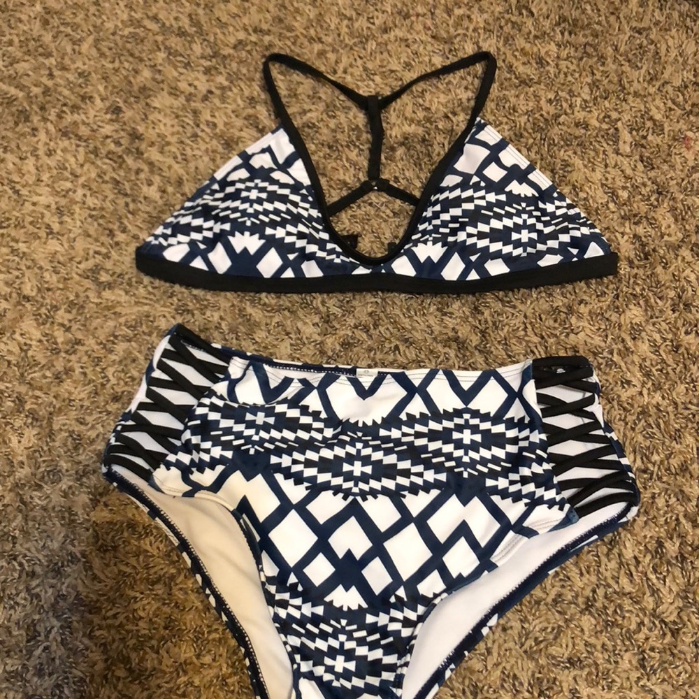 NWOT high waisted bikini